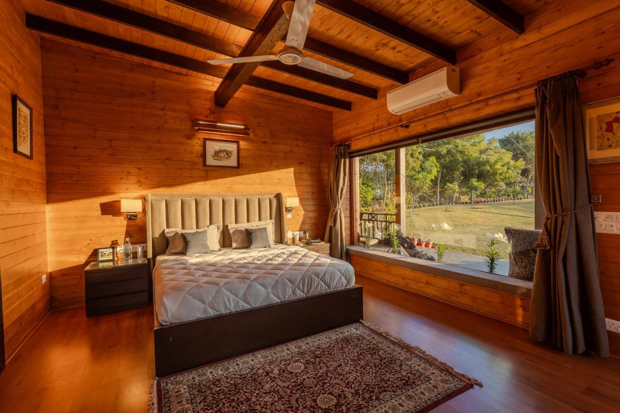 Saffronstays Timber Crest Ντεχραντούν Εξωτερικό φωτογραφία