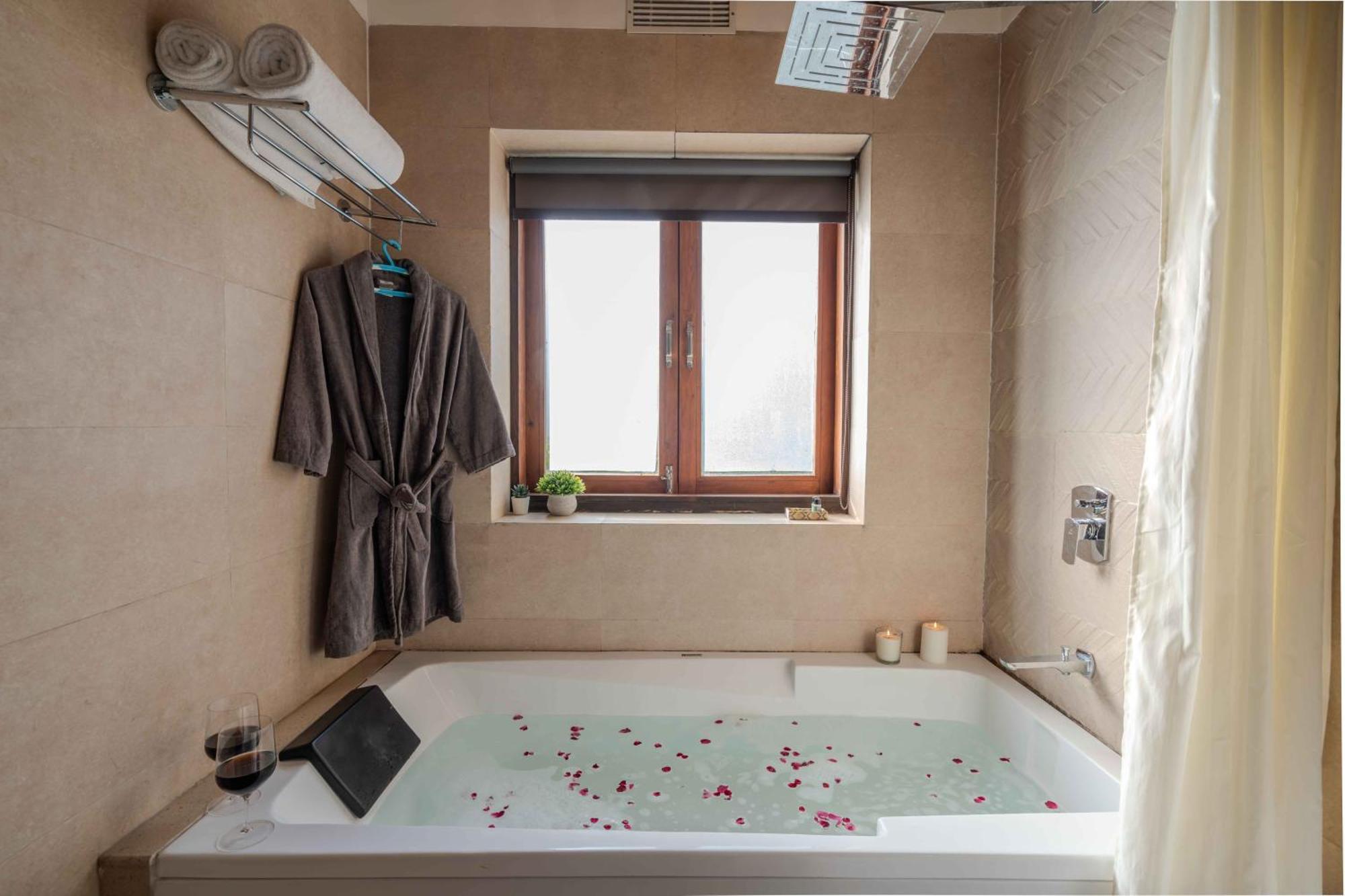 Saffronstays Timber Crest Ντεχραντούν Εξωτερικό φωτογραφία